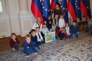 Vrtec na obisku pri predsedniku Pahorju 11. 11. 2019 (41)